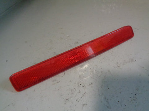 Discovery 4 Rear Bumper Reflector Near Side Land Rover L319 2009 to 2014