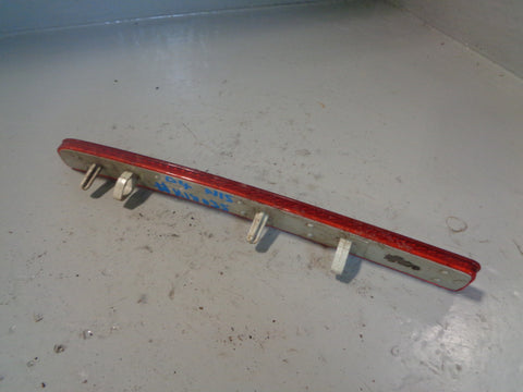 Discovery 4 Rear Bumper Reflector Near Side Land Rover L319 2009 to 2014