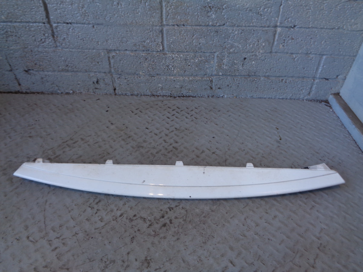 Range Rover Front Bumper Towing Eye Cover Fuji White LRC 867 2010 to 2013