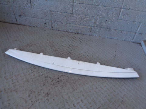 Range Rover Front Bumper Towing Eye Cover Fuji White LRC 867 2010 to 2013