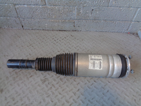 Range Rover L405 Strut Air Suspension Shock Absorber Near Side Front 22293585