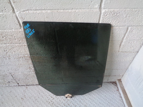 Range Rover Sport Glass Rear Door Window Off Side L320 2005 to 2013 L18025