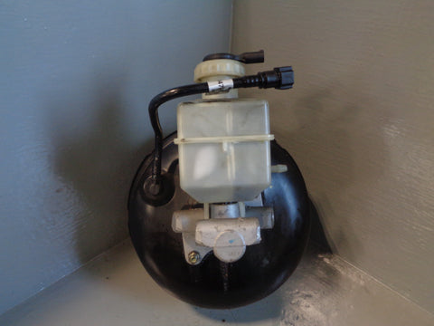 Discovery 3 Brake Servo Master Cylinder Manual Land Rover SJG500042 2004 to 2009