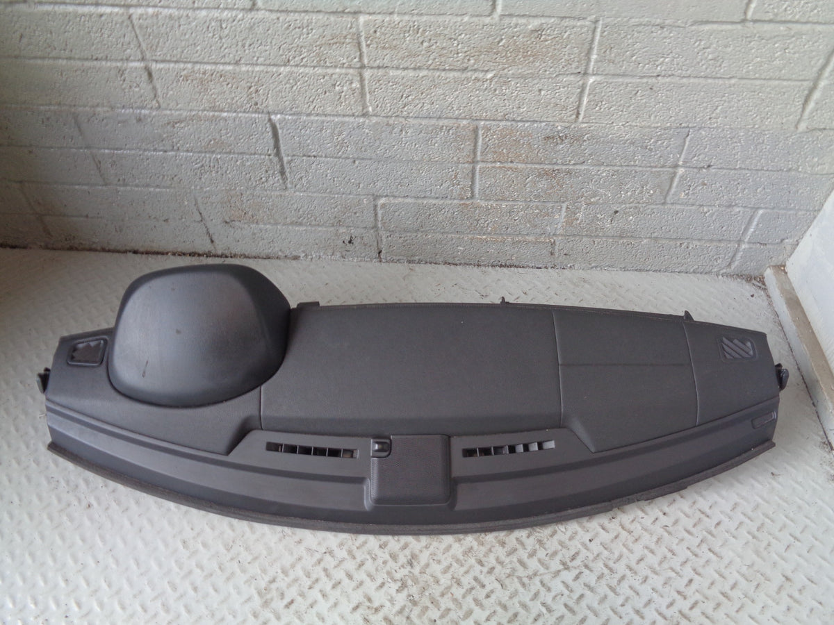 Discovery 4 Dashboard Black Land Rover for Sat Nav 2009 to 2016 L24025