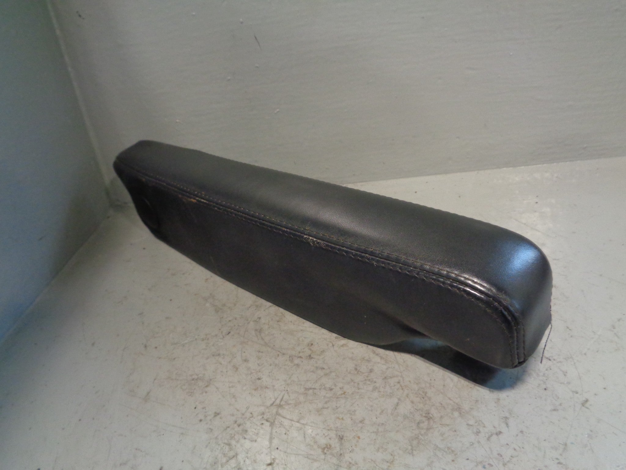 Land Rover Range Rover Foot Rest Range Rover Sport Armrest Black Leather Near Side Front Passenger L320 ...