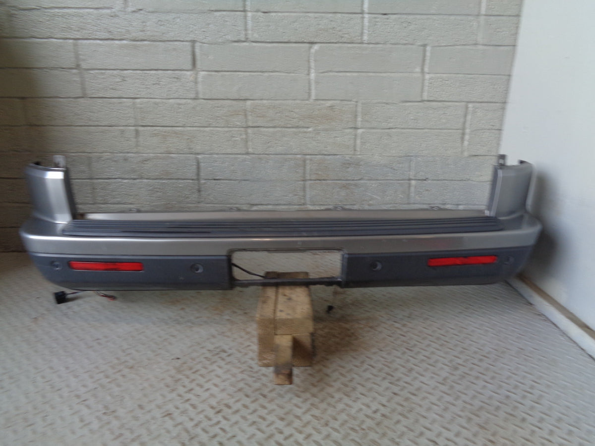 Discovery 4 Rear Bumper with Reflectors Stornoway Grey Land Rover L24025