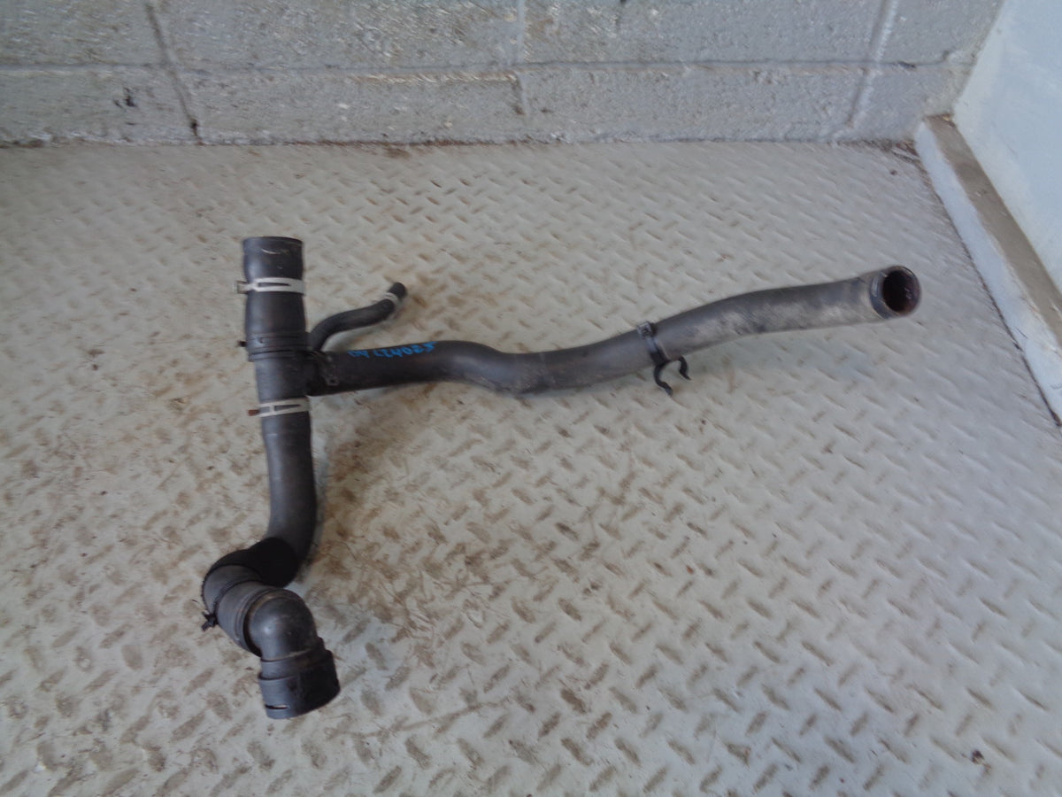 Discovery 4 Radiator Coolant Hose 3.0 TDV6 Land Rover AH22-8584-AB 2009 to 2016