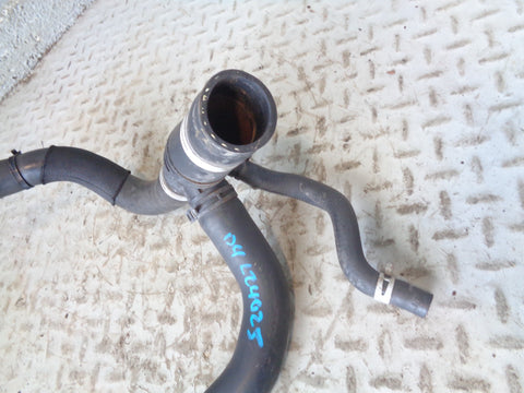 Discovery 4 Radiator Coolant Hose 3.0 TDV6 Land Rover AH22-8584-AB 2009 to 2016