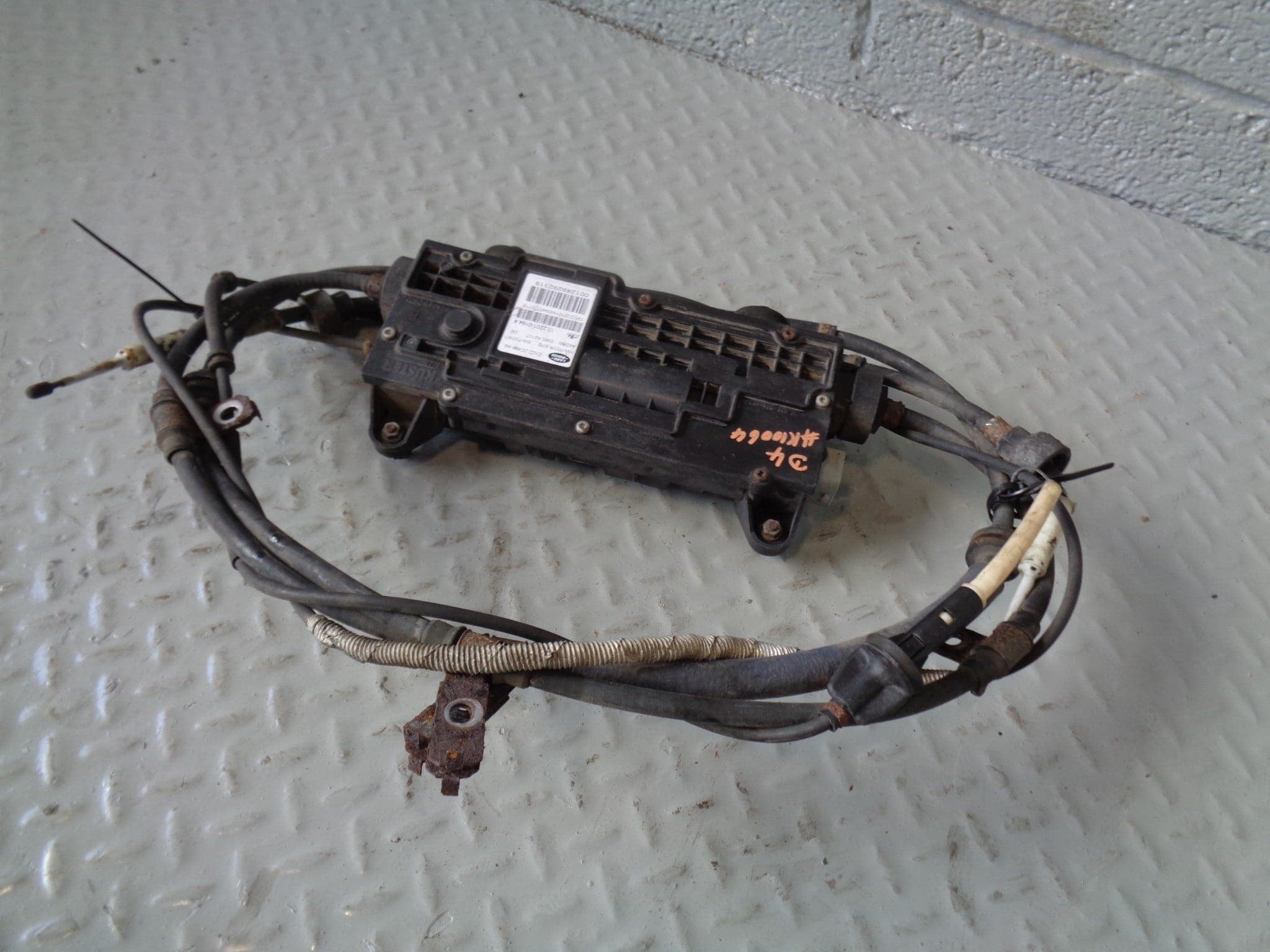 Handbrake Module and Cables EH22-2C496-AB Discovery 4 Range Rover Spor ...