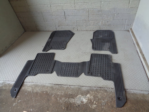 Discovery 3 Floor Mats Rubber Heavy Duty 2004 to 2009 Land Rover K07045