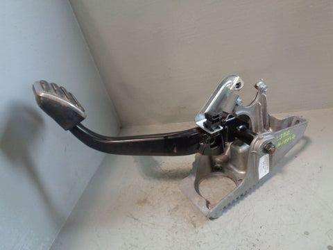 Range Rover L322 Brake Pedal Assembly SKB000181WQD Supercharged 2005 to 2009