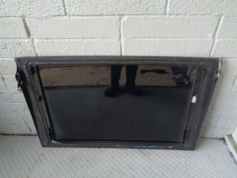 Range Rover L405 Panoramic Roof Glass Front Sunroof Section 2013 to 2017