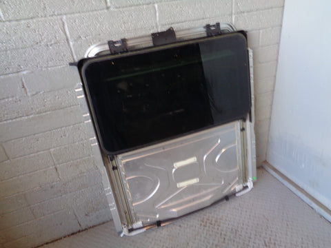 Range Rover L322 Sunroof Glass Cartridge Frame Assembly 2002 to 2012 No Motor