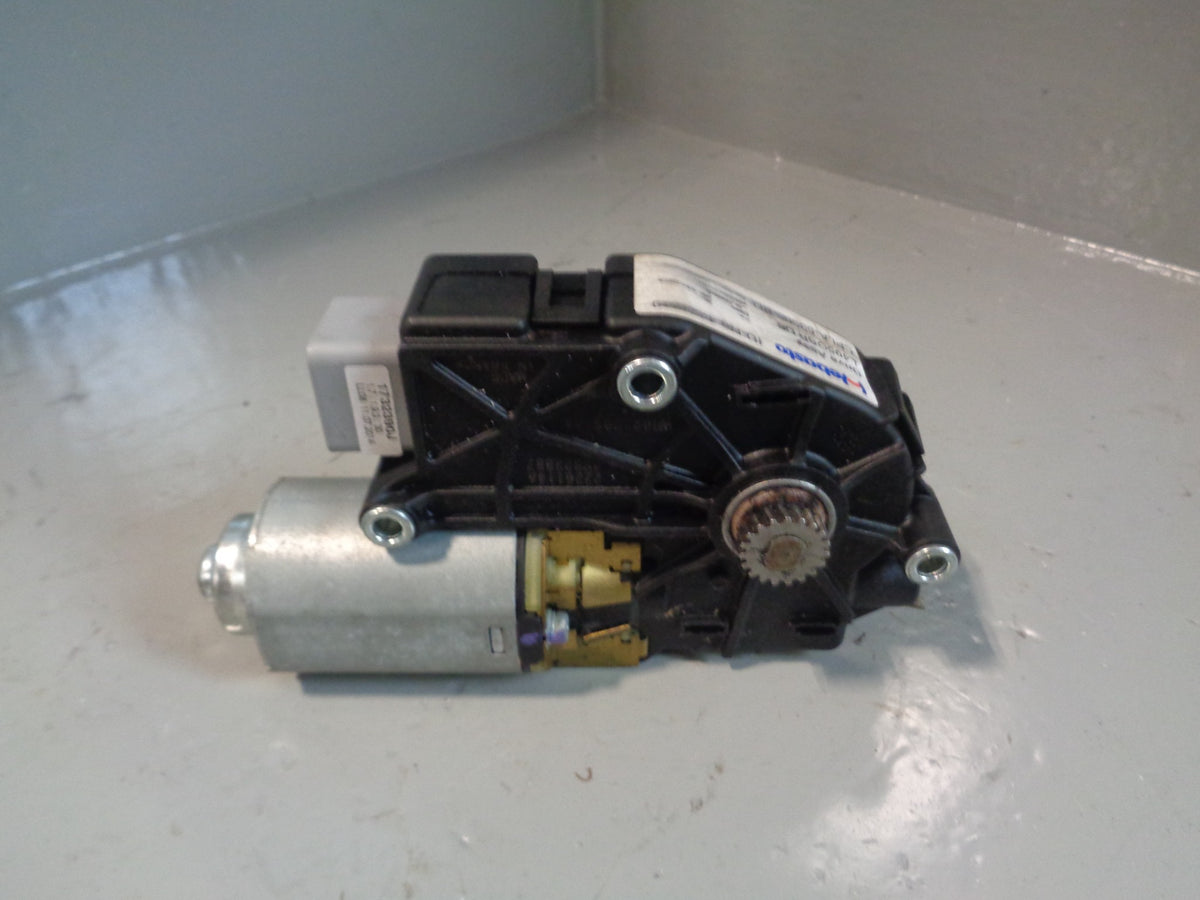 Range Rover L405 Electric Sunroof Motor CPLA 53505 2013 to 2017