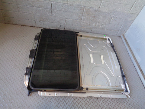 Range Rover L322 Sunroof Glass Cartridge Frame Assembly 2002 to 2012 No Motor