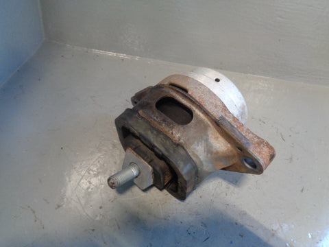 Range Rover L322 Engine Mount Bracket Right KKB500500 3.0 TD6 2002 to 2006