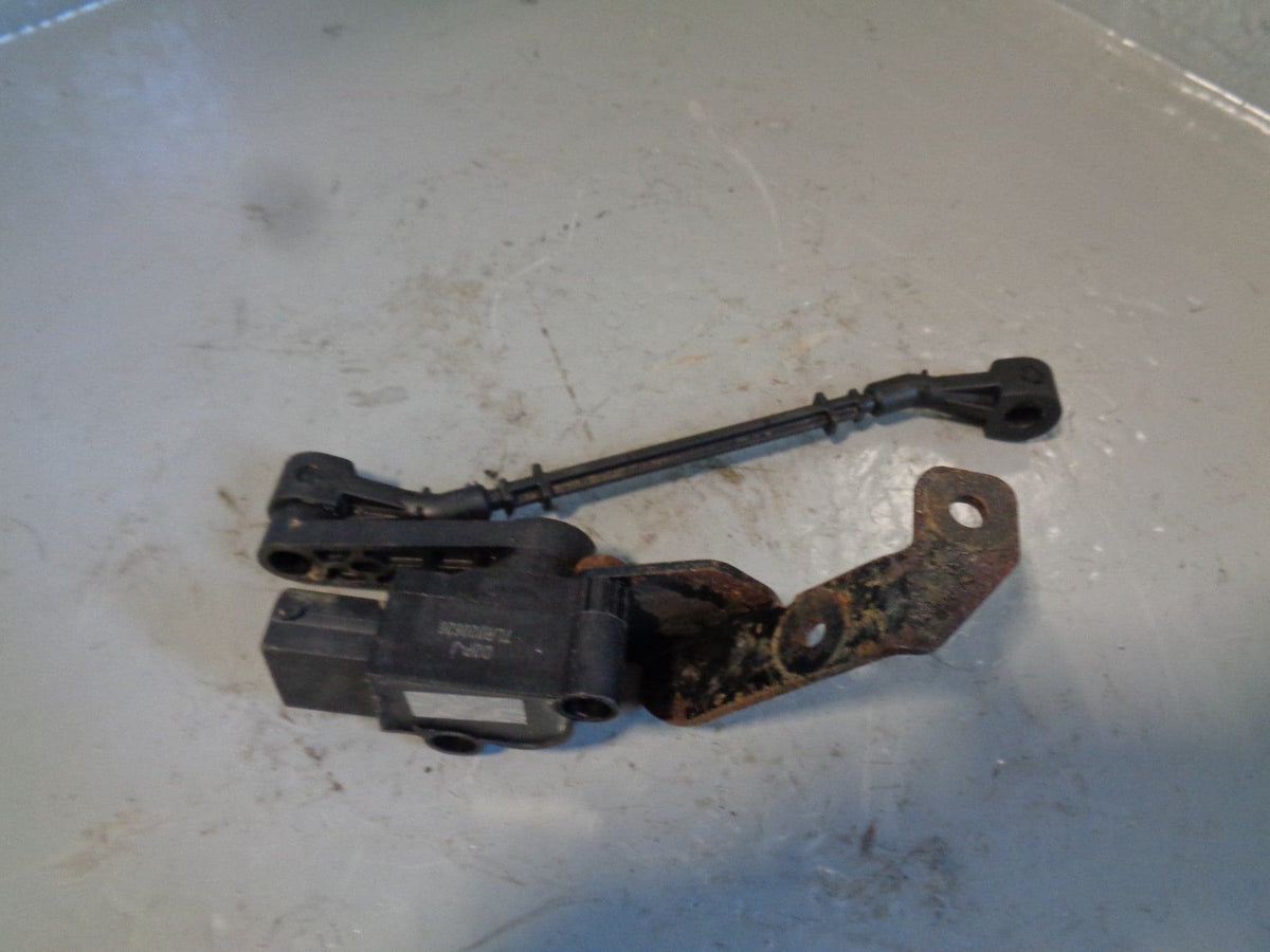 Range Rover L322 Ride Height Sensor Near Side Front Left TLR020626 2002 to 2006