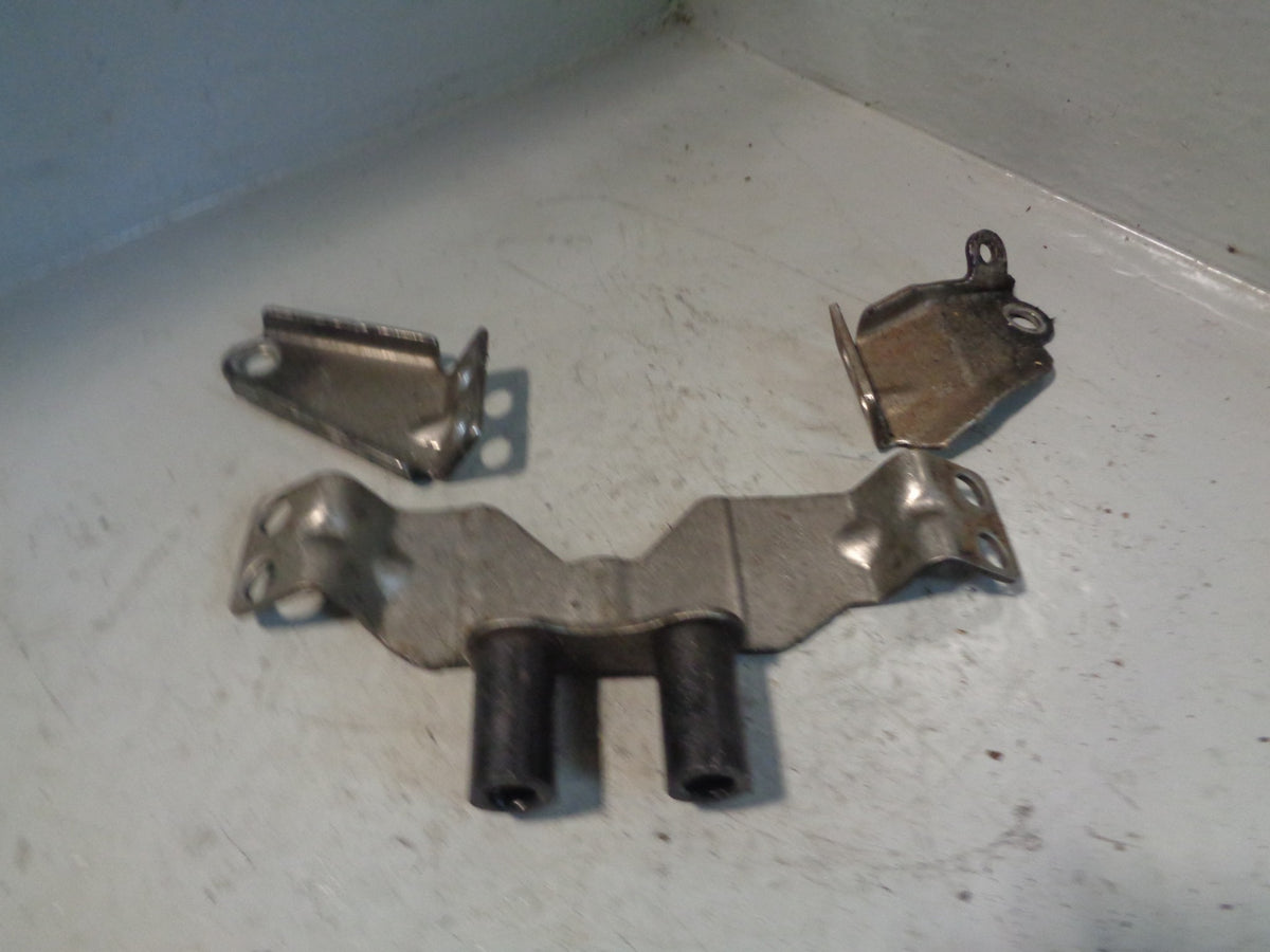Range Rover Sport Exhaust Crossover Link Pipe Bracket 3.0 TDV6 L320 6 Speed