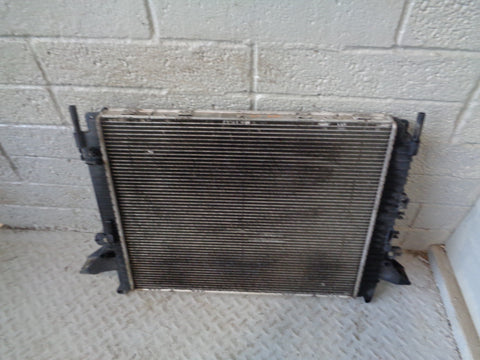 Discovery 3 Radiator Engine Cooling Manual 2.7 TDV6 Land Rover PCC500102