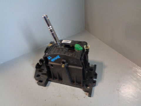 Discovery 3  Automatic Gear Selector Land Rover 6H22-7Z370-AA No Knob Or Cable