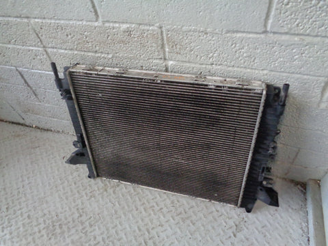 Discovery 3 Radiator Engine Cooling Manual 2.7 TDV6 Land Rover PCC500102