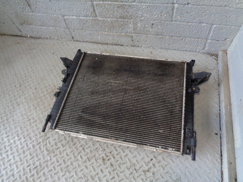 Discovery 3 Radiator Engine Cooling Manual 2.7 TDV6 Land Rover PCC500102