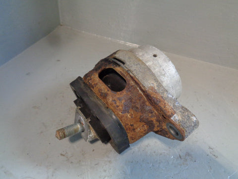 Range Rover L322 Engine Mount Bracket Right KKB500500 TD6 2002 to 2006 R14054