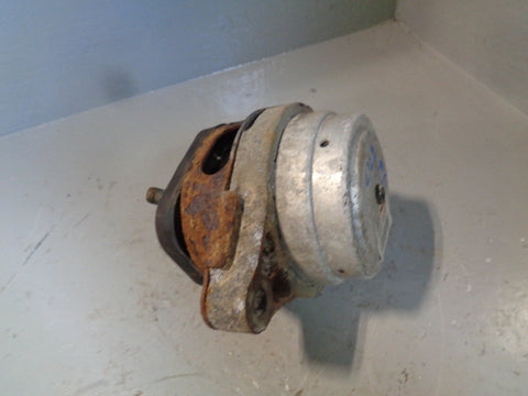 Range Rover L322 Engine Mount Bracket Right KKB500500 TD6 2002 to 2006 R14054