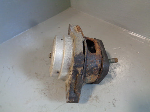 Range Rover L322 Engine Mount Bracket Right KKB500500 TD6 2002 to 2006 R14054