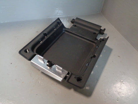 Discovery 3 Centre Console Lid FJB500052 2004 to 2009 Land Rover