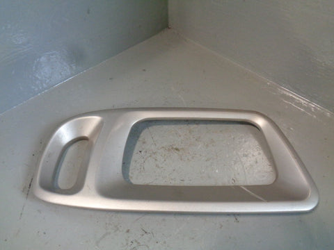Discovery 2 Fog Light Bezel Front Bumper Near Side Land Rover 1998 to 2002