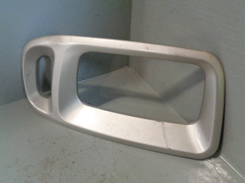 Discovery 2 Fog Light Bezel Front Bumper Near Side Land Rover 1998 to 2002