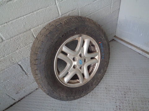 Freelander 2 Alloy Wheel and Tyre 16" Land Rover 235/70R16 2006 to 2015 R12035A