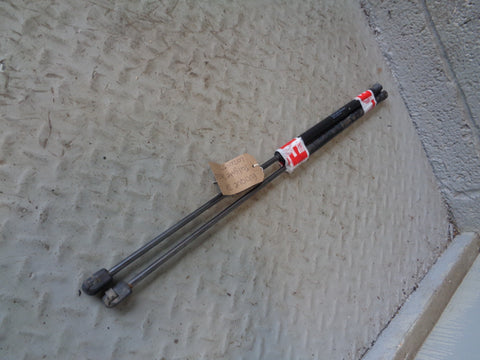 Range Rover Evoque Tailgat Lift Struts Gas Pair BJ32-406A10-AB L538 2011 to 2018