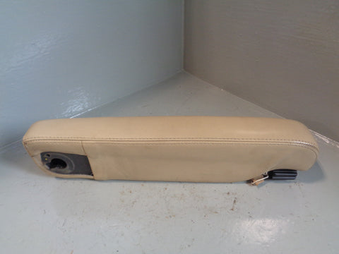 Discovery 3 Armrest Off Side Drivers Alpaca Land Rover 2004 to 2009 K03065