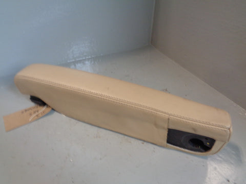 Discovery 3 Armrest Near Side Passengers Alpaca Land Rover 2004 to 2009 K03065
