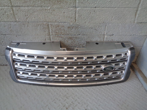 Range Rover L405 Grille Front in Silver Pre-Facelift 2013 to 2015 K21015