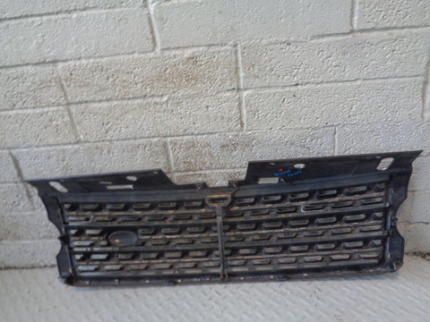 Range Rover L405 Grille Front in Silver Pre-Facelift 2013 to 2015 K21015