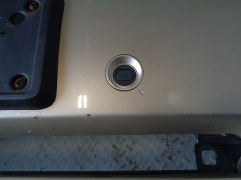 Range Rover L322 Front Bumper in White Gold LRC 618 2002 to 2006 L15015