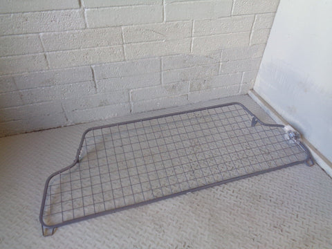 Discovery 2 Dog Guard Cage in Grey with Fittings Land Rover 1998 to 2004 R19064