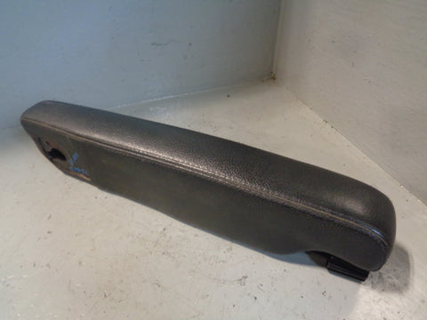 Discovery 3 Armrest Off Side Drivers Black Land Rover 2004 to 2009 K16028