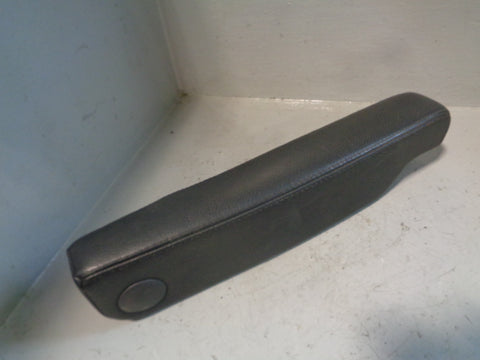 Discovery 3 Armrest Near Side Drivers Black Land Rover 2004 to 2009 K16028