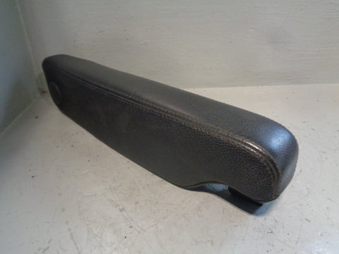 Discovery 3 Armrest Near Side Drivers Black Land Rover 2004 to 2009 K16028