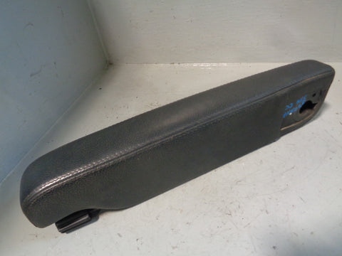 Discovery 3 Armrest Near Side Drivers Black Land Rover 2004 to 2009 K16028