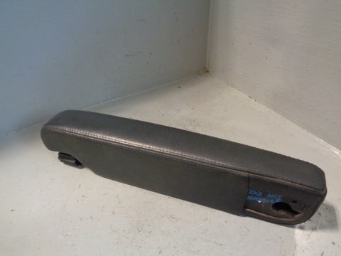 Discovery 3 Armrest Near Side Drivers Black Land Rover 2004 to 2009 K16028