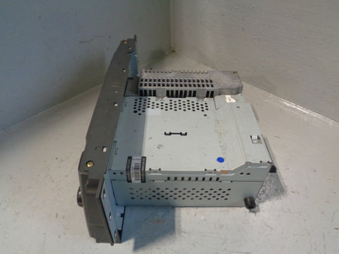 Discovery 3 Radio With CD Player VUX500330 Land Rover 2004 to 2009 20025