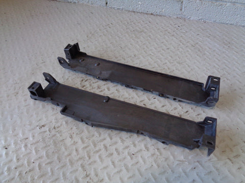 Range Rover Radiator Mounts Pair L322 4.4 TDV8 BH42-8B589-AB 2009 to 2013