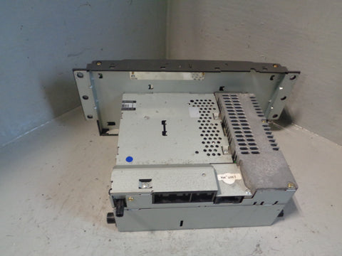 Discovery 3 Radio With CD Player VUX500330 Land Rover 2004 to 2009 20025