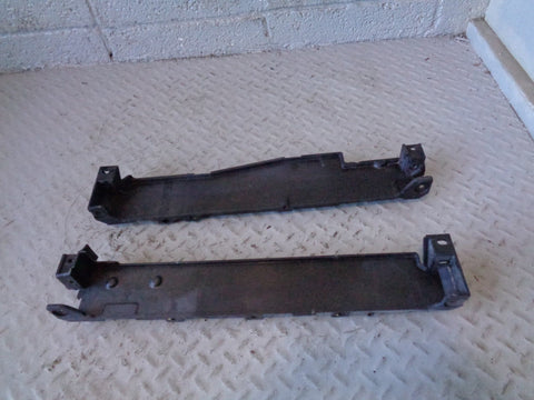 Range Rover Radiator Mounts Pair L322 4.4 TDV8 BH42-8B589-AB 2009 to 2013