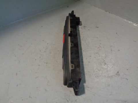 Discovery 3 Hazard Central Locking DSC Panel in Black YUL501300 Land Rover